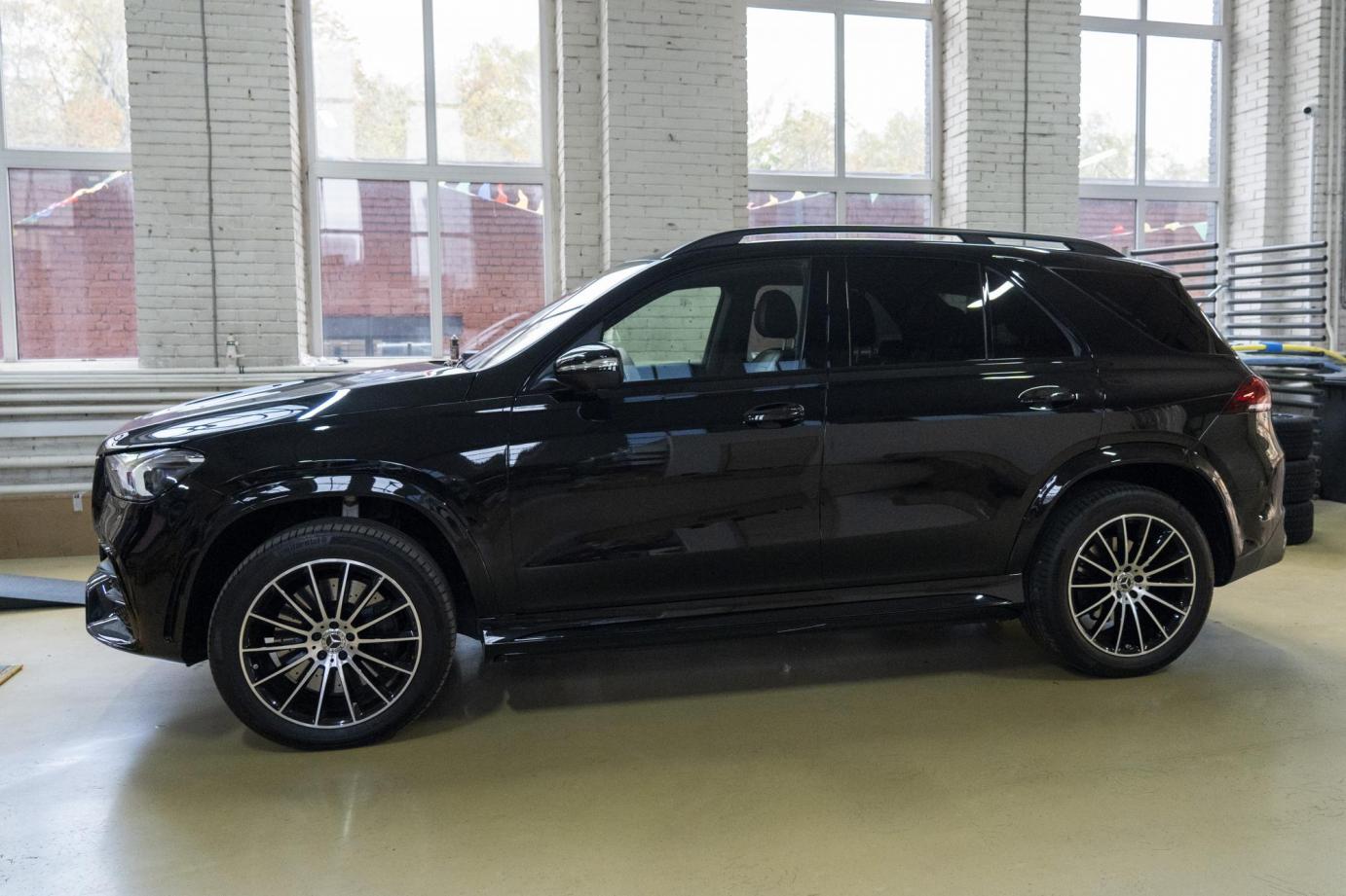 Выдвижные электропороги MAYBACH на Mercedes-Benz GLE (X167) 2019-2025 | Компания ATS-Tuning