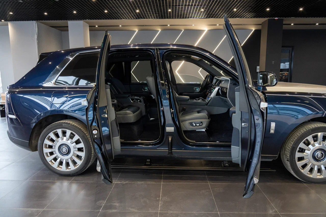 Пороги электрические ATS Rolls Royce Cullinan (2018 - 2026) | Компания ATS-Tuning