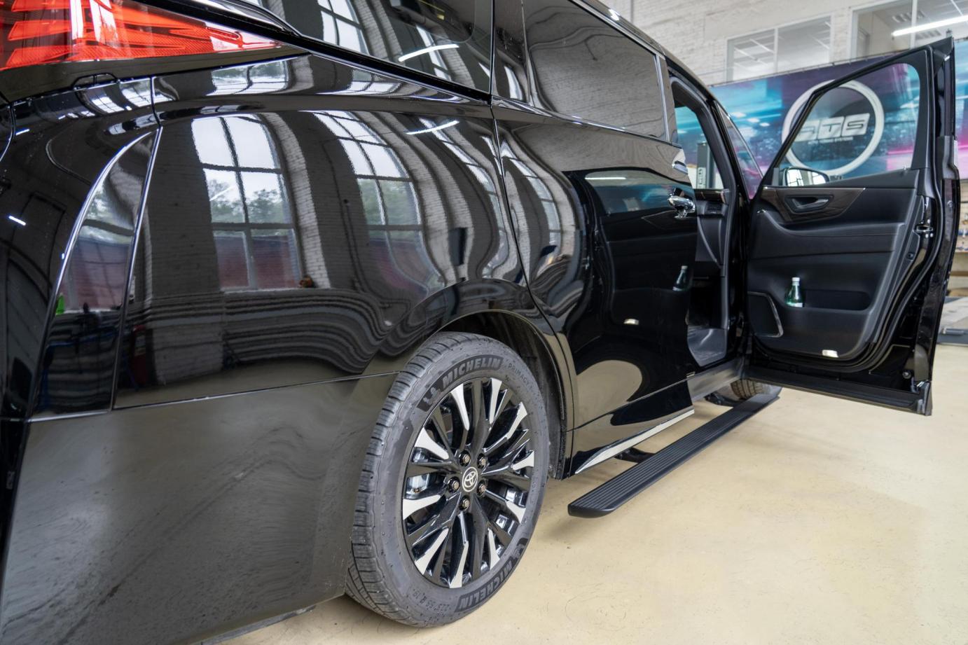 Пороги электрические ATS Toyota Alphard IV (2023-2025) | Компания ATS-Tuning