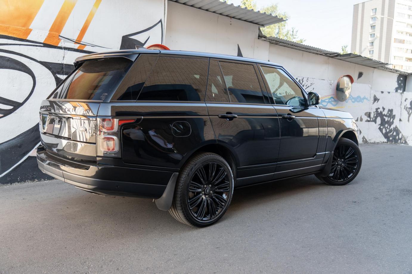 Выдвижные электропороги ATS на Range Rover Vogue (2017-2022) | Компания ATS-Tuning