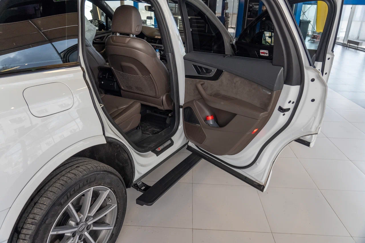 Пороги электрические ATS Audi Q7 4M (2015-2026) | Компания ATS-Tuning