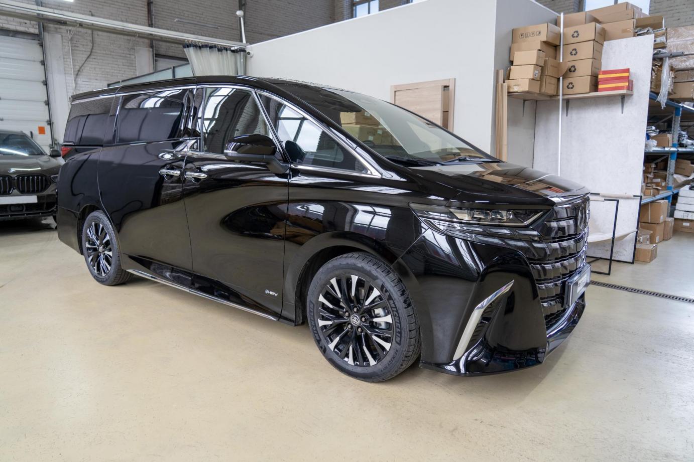 Пороги электрические ATS Toyota Alphard IV (2023-2025) | Компания ATS-Tuning