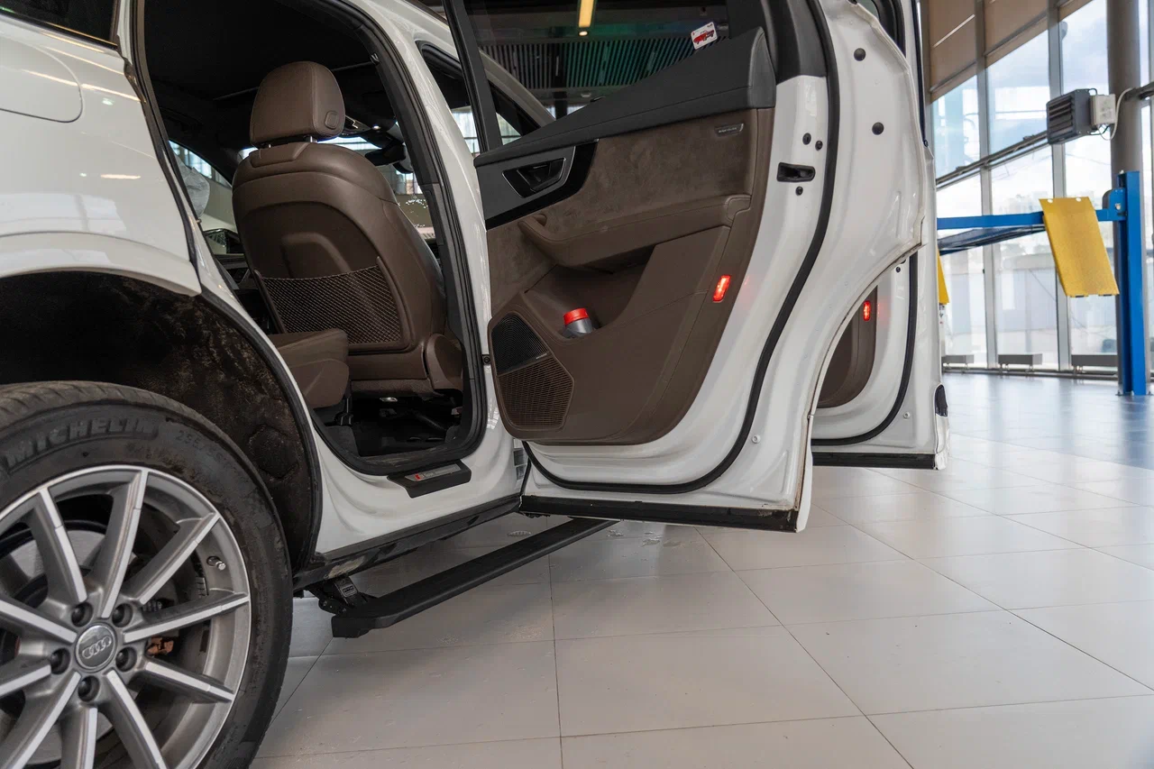 Пороги электрические ATS Audi Q7 4M (2015-2026) | Компания ATS-Tuning
