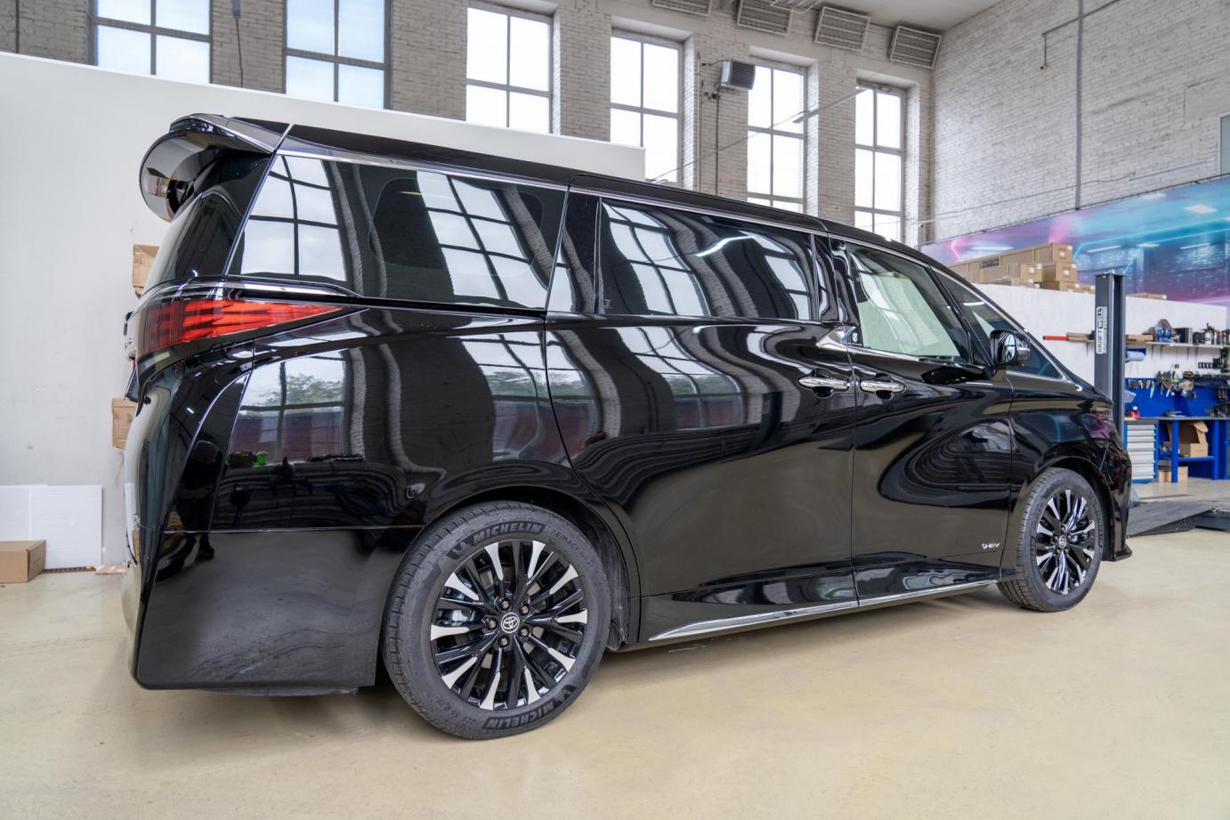 Пороги электрические ATS Toyota Alphard IV (2023-2025) | Компания ATS-Tuning
